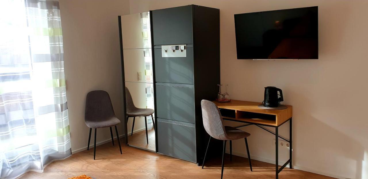 Weingut U. Gaestehaus Becker Platten Εξωτερικό φωτογραφία